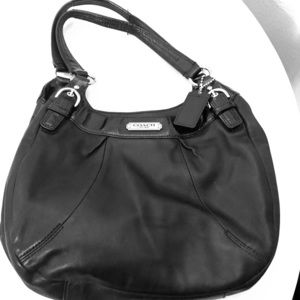 COACH SoHo Leather - BLACK (like NEW)!